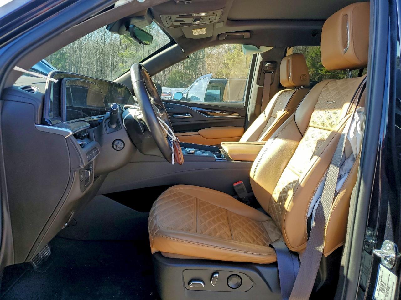 2022 CADILLAC ESCALADE