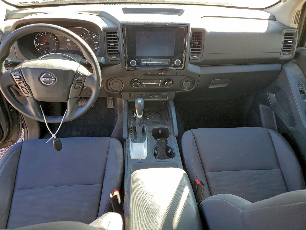 2022 NISSAN Frontier