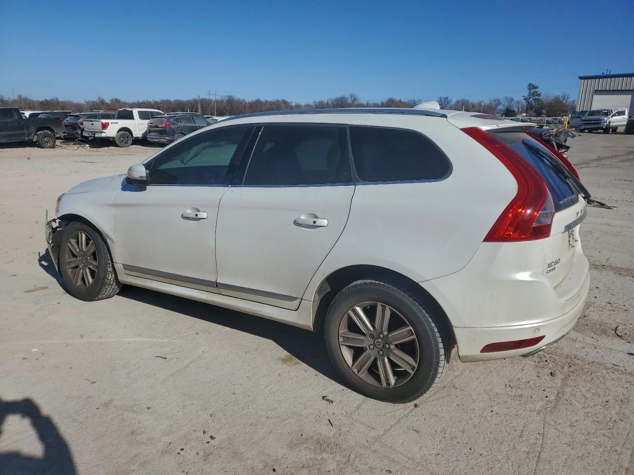 2017 VOLVO XC60