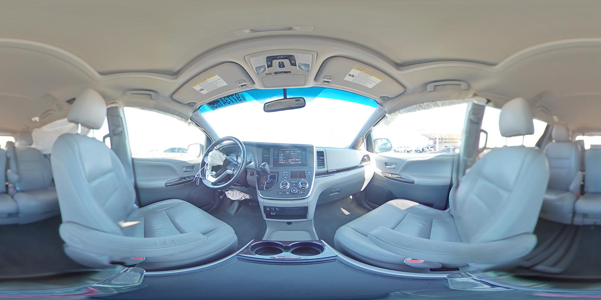 2015 TOYOTA SIENNA