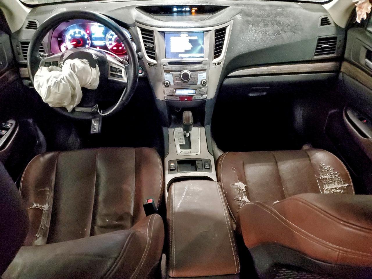 2013 SUBARU Outback