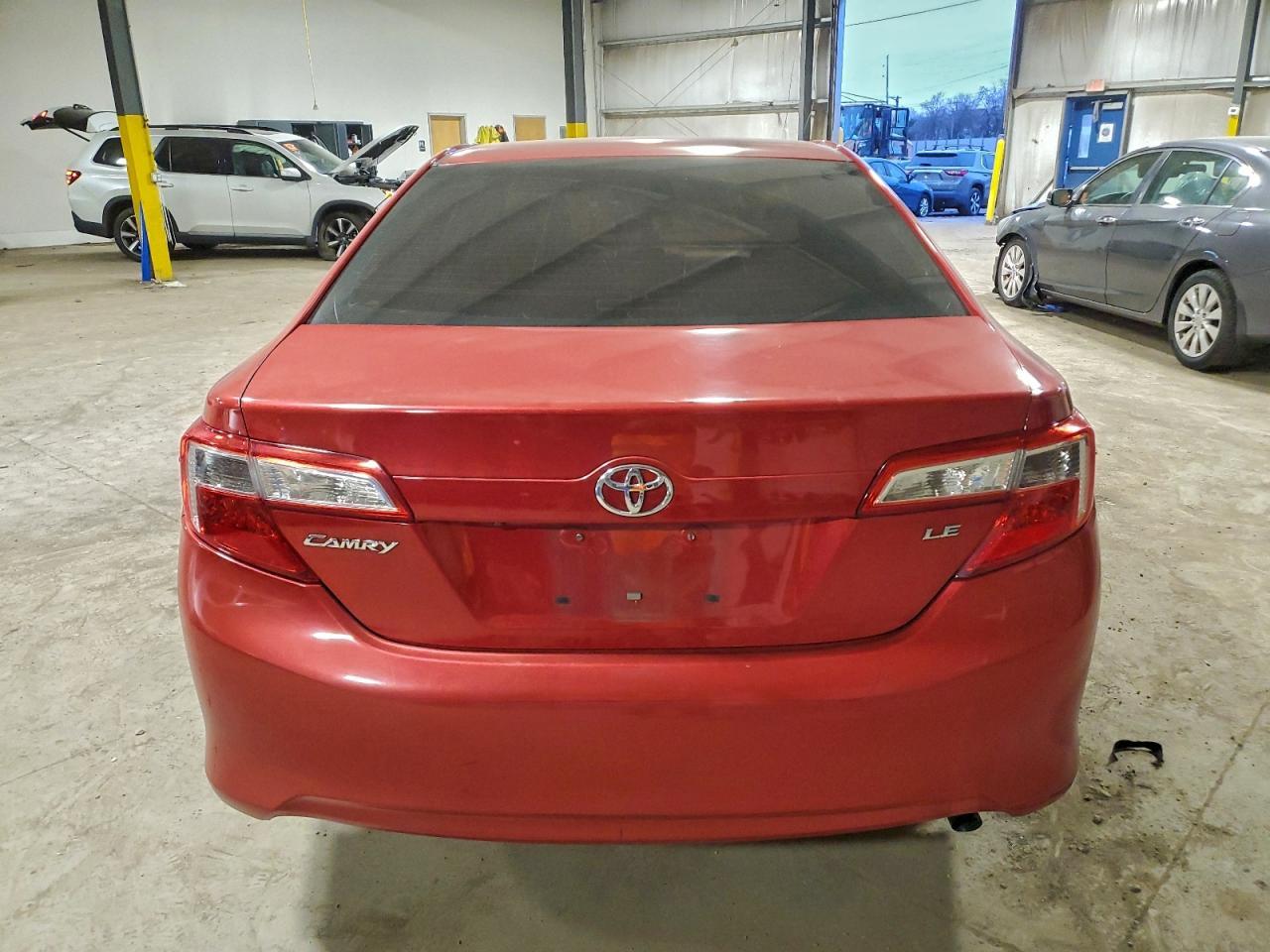 2014 TOYOTA CAMRY