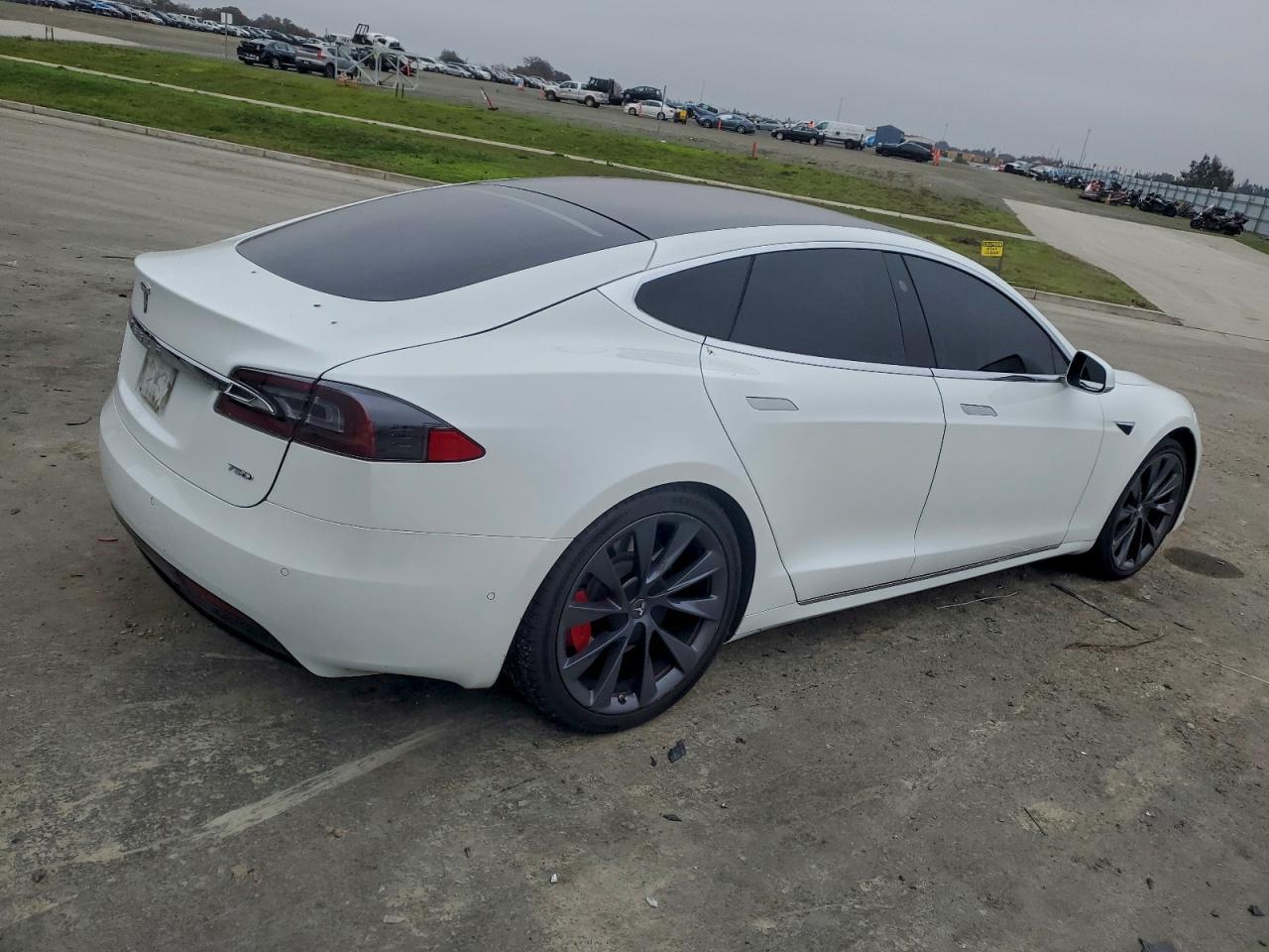 2018 TESLA MODEL S