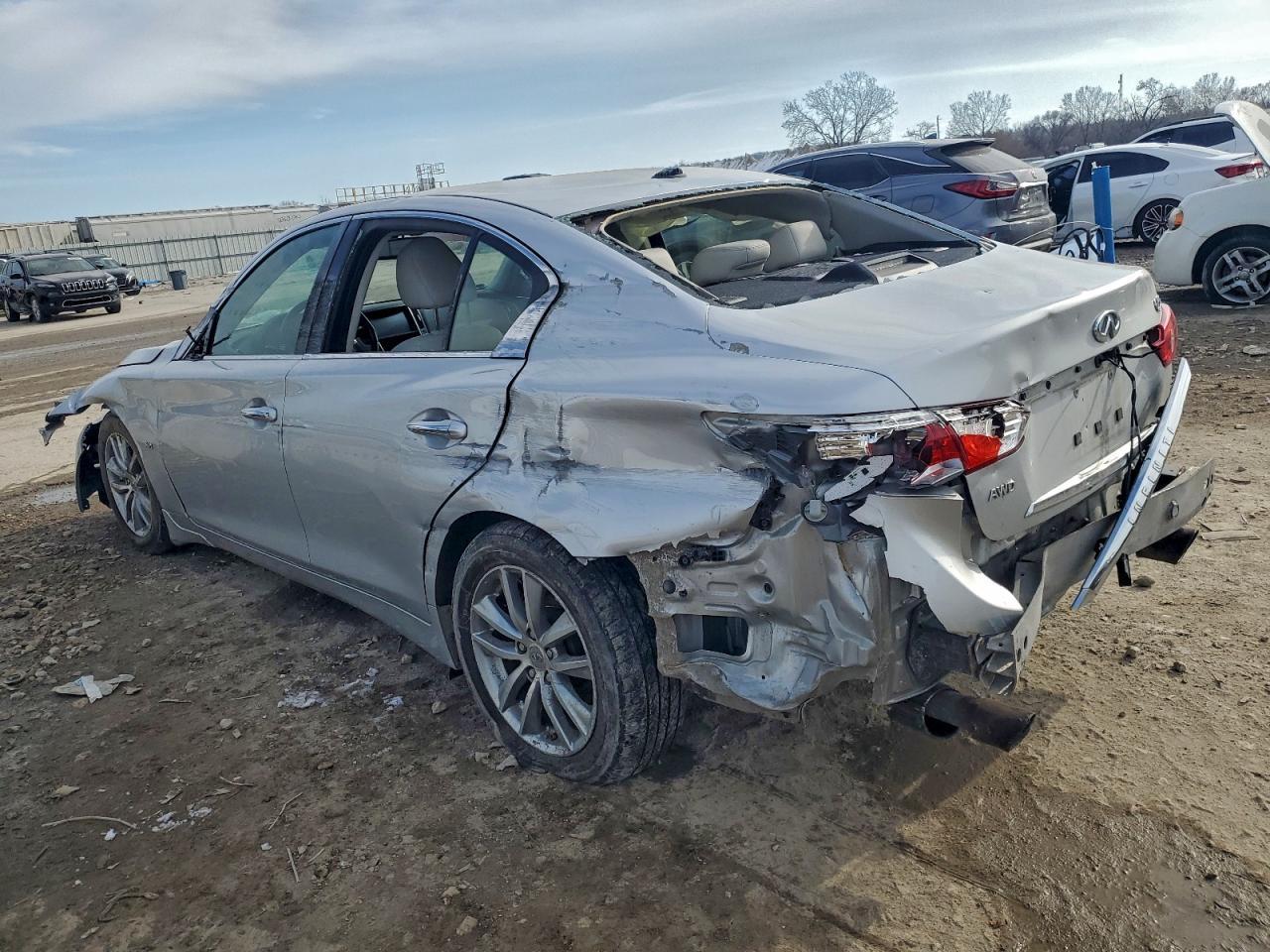2017 INFINITI Q50