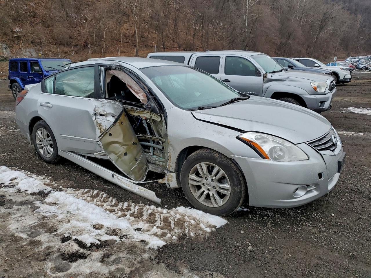 2011 NISSAN ALTIMA