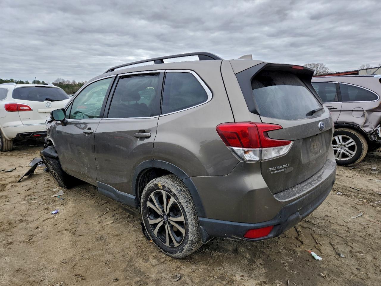 2019 SUBARU FORESTER