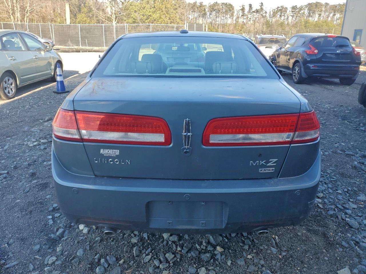 2012 LINCOLN MKZ