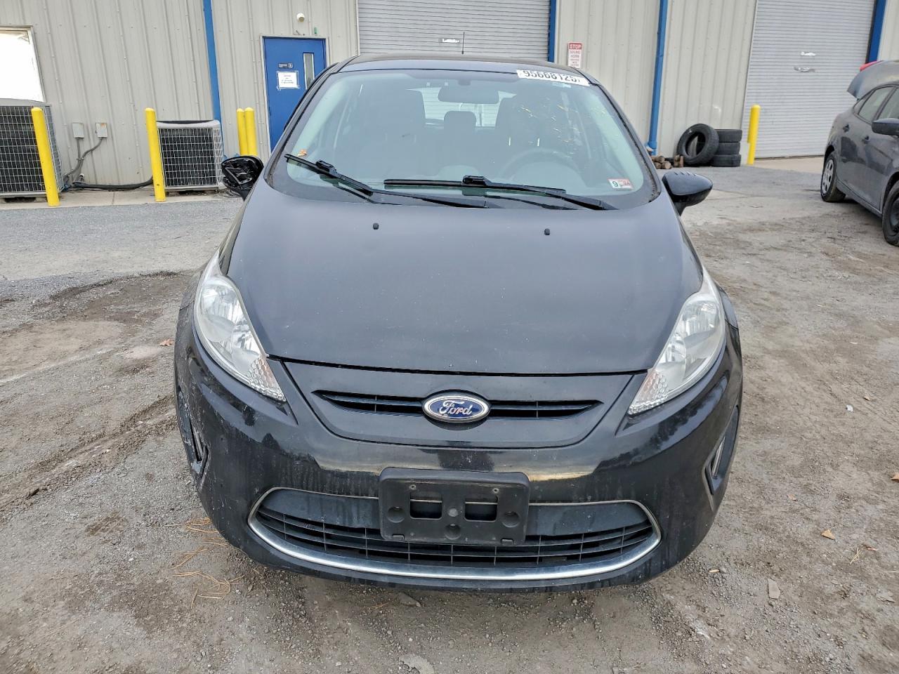 2012 FORD Fiesta