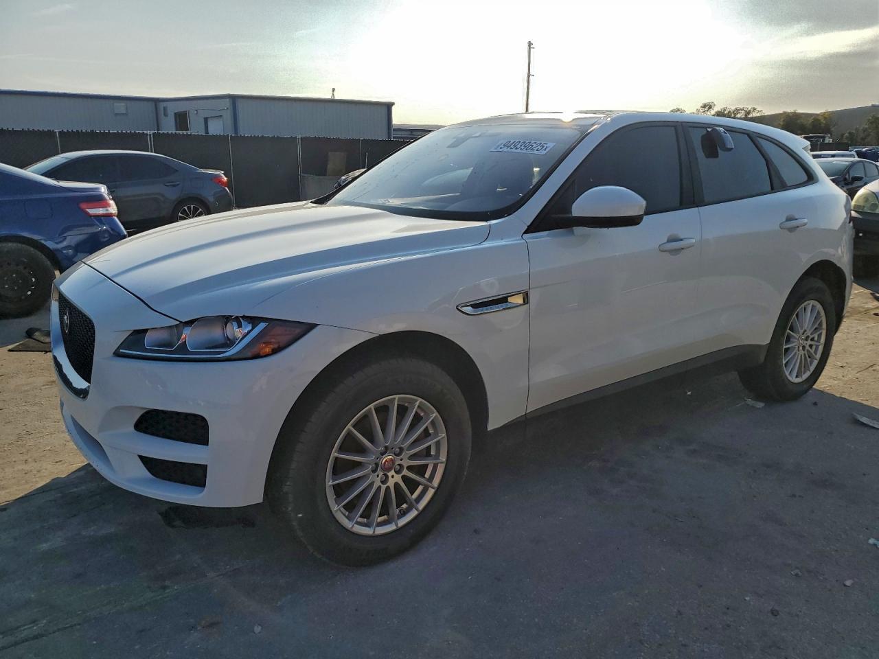 2017 JAGUAR F-Pace