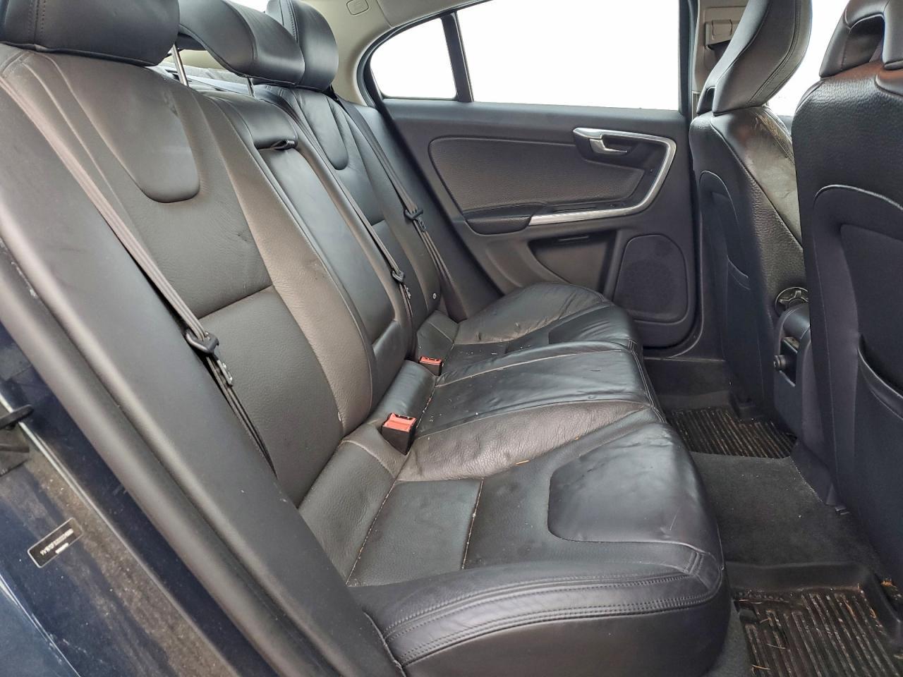 2013 VOLVO S60