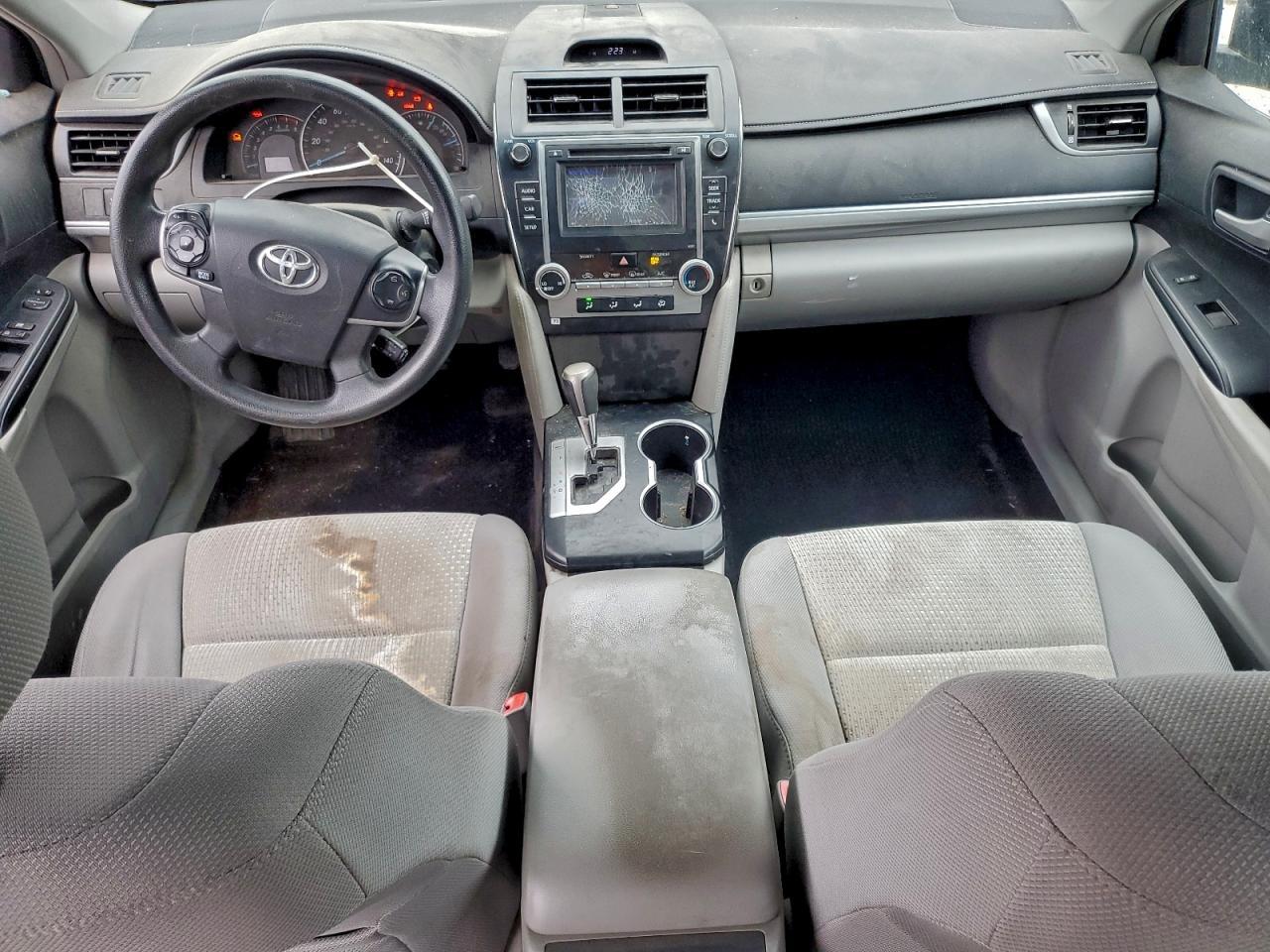 2014 TOYOTA CAMRY