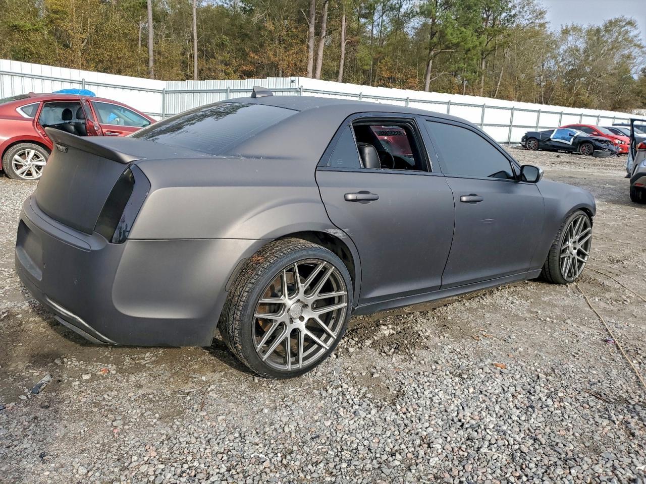 2016 CHRYSLER 300