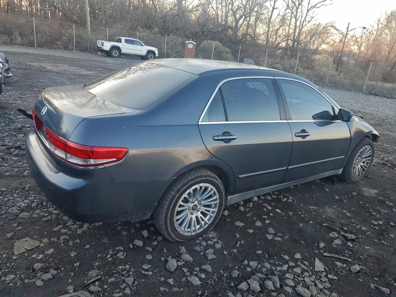 2004 HONDA ACCORD
