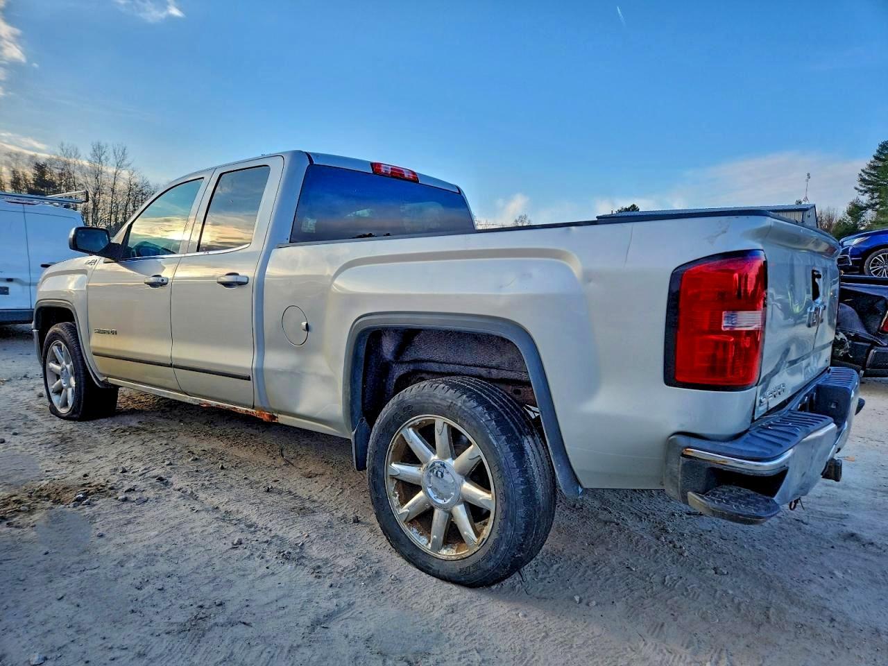 2015 GMC Sierra