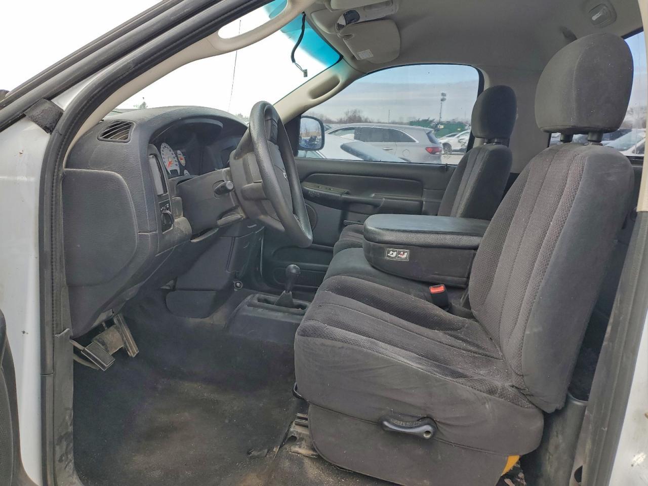 2004 DODGE RAM 1500