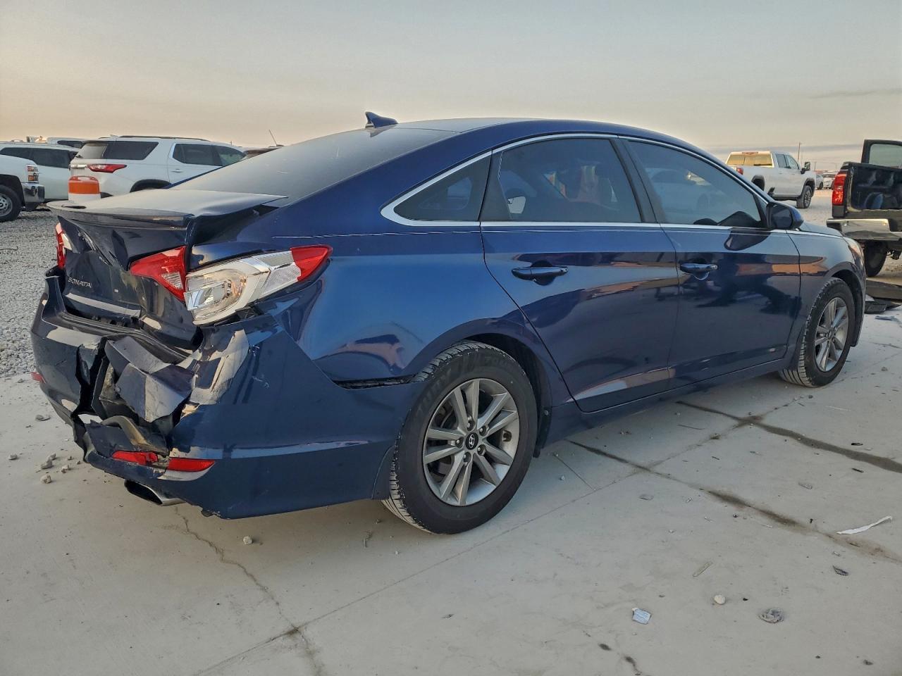 2016 HYUNDAI SONATA