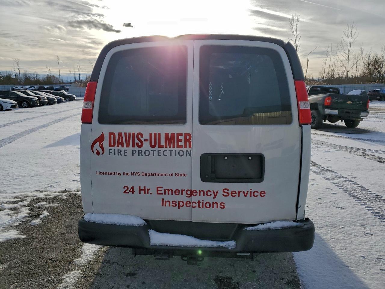 2025 CHEVROLET Express 3500
