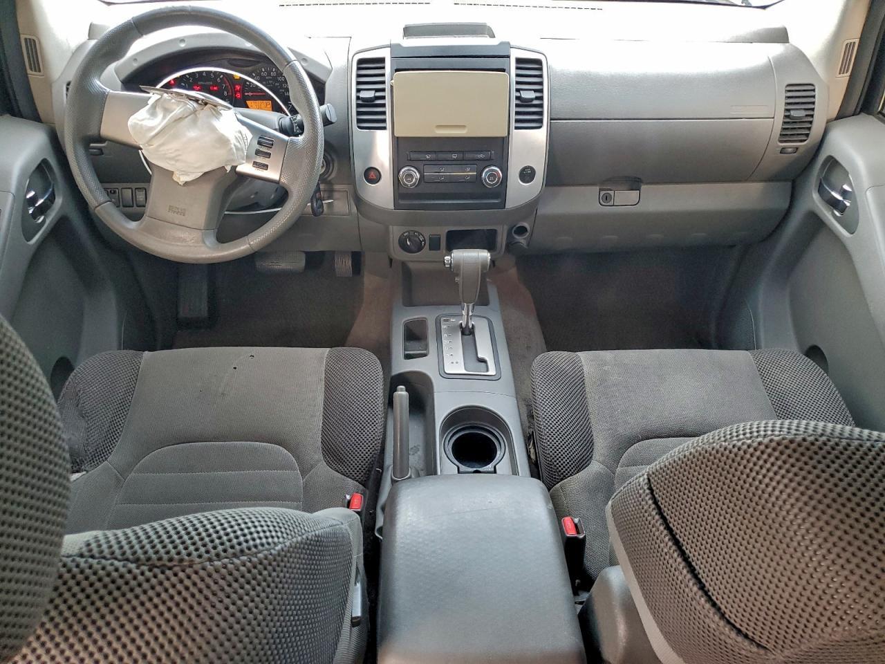 2009 NISSAN Frontier