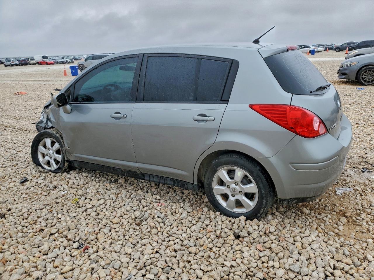 2008 NISSAN VERSA