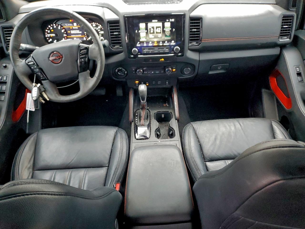 2022 NISSAN Frontier