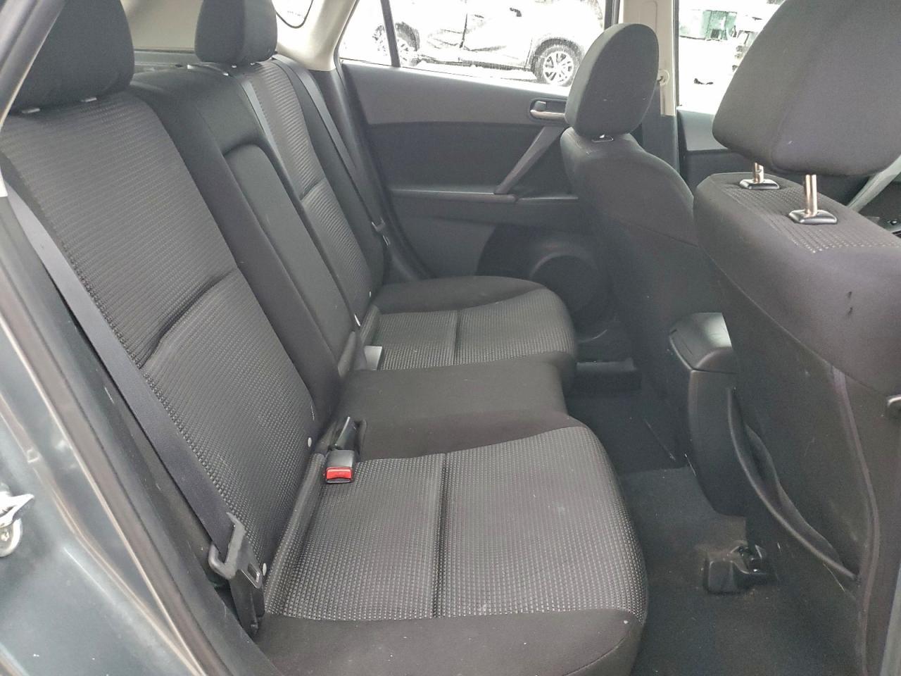 2013 MAZDA 3
