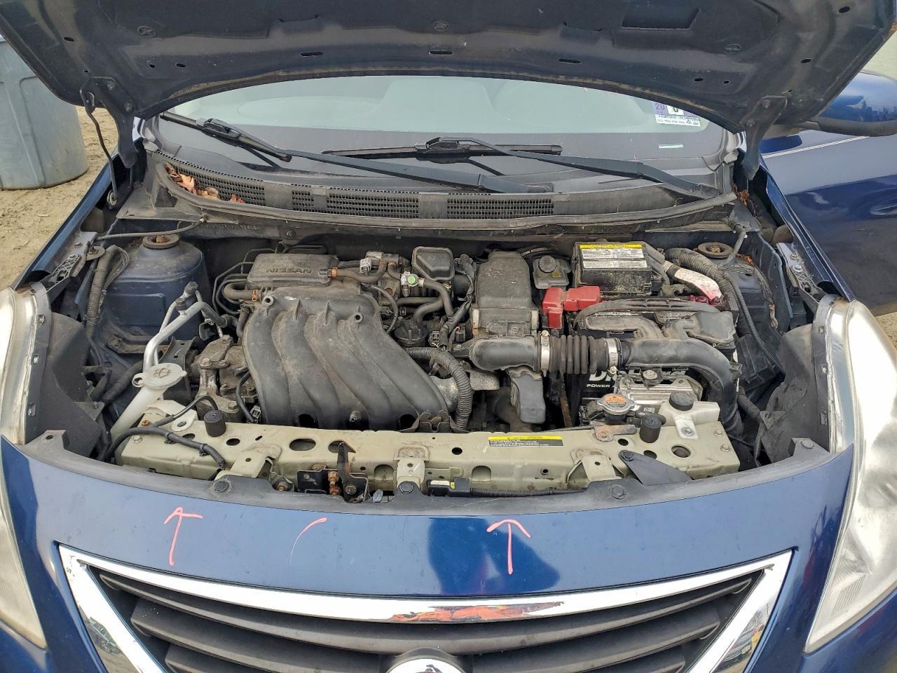 2013 NISSAN VERSA
