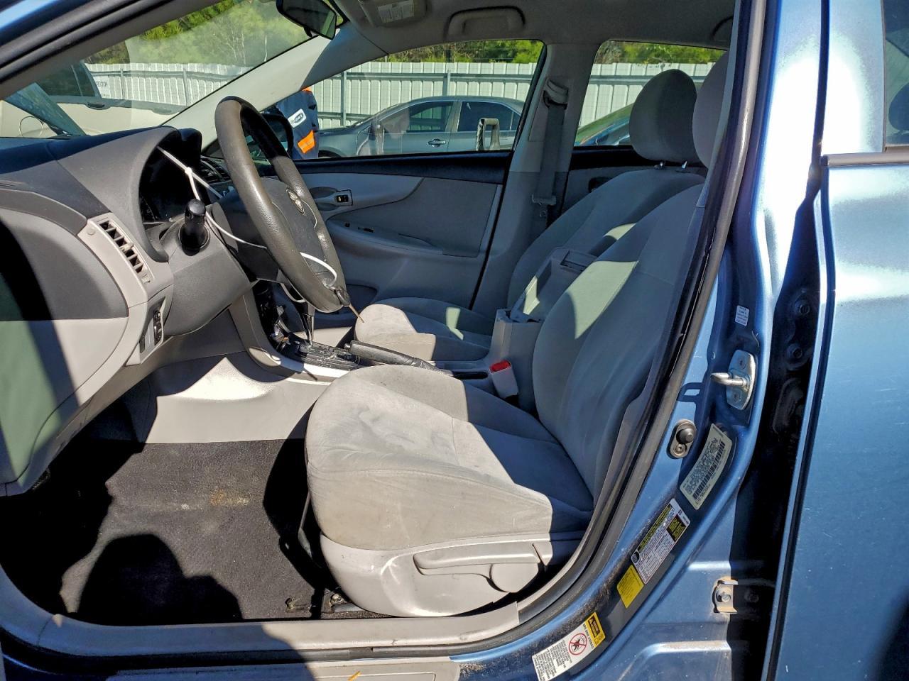 2013 TOYOTA COROLLA