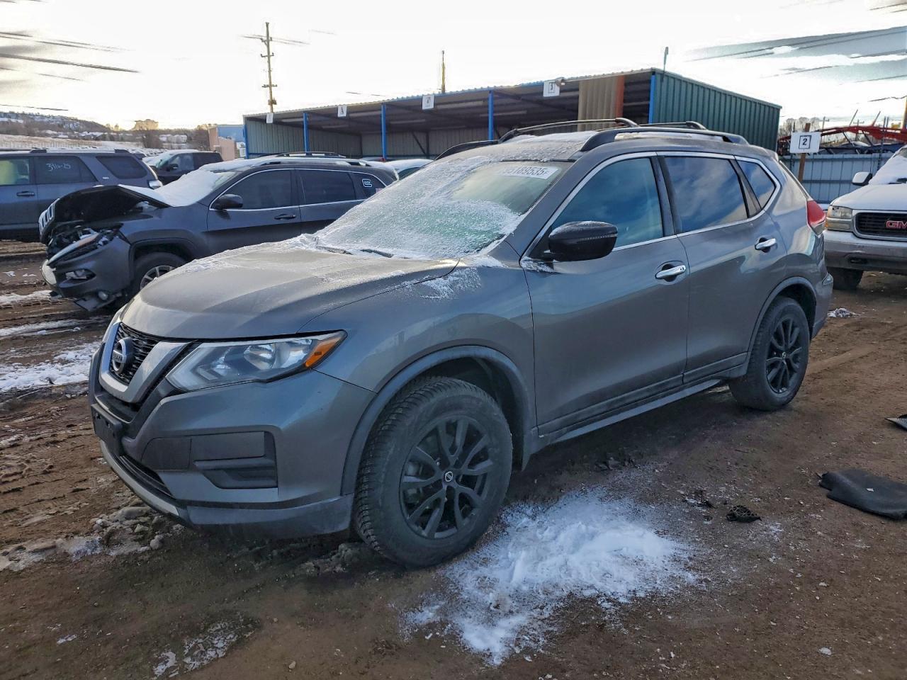 2017 NISSAN ROGUE