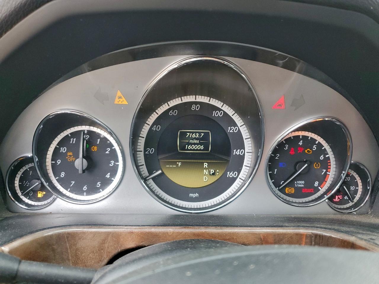 2011 MERCEDES-BENZ E-Class