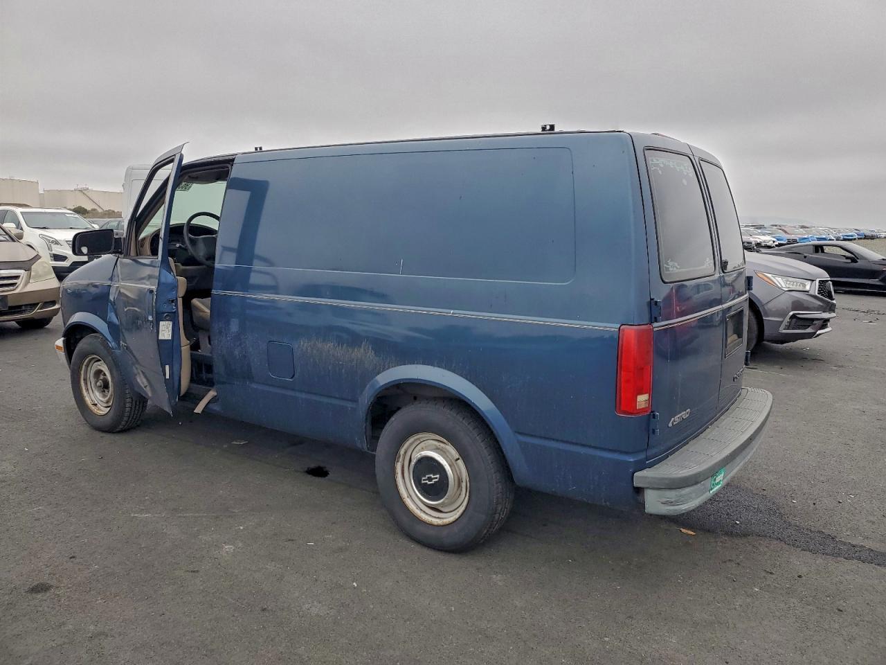 1999 CHEVROLET Astro