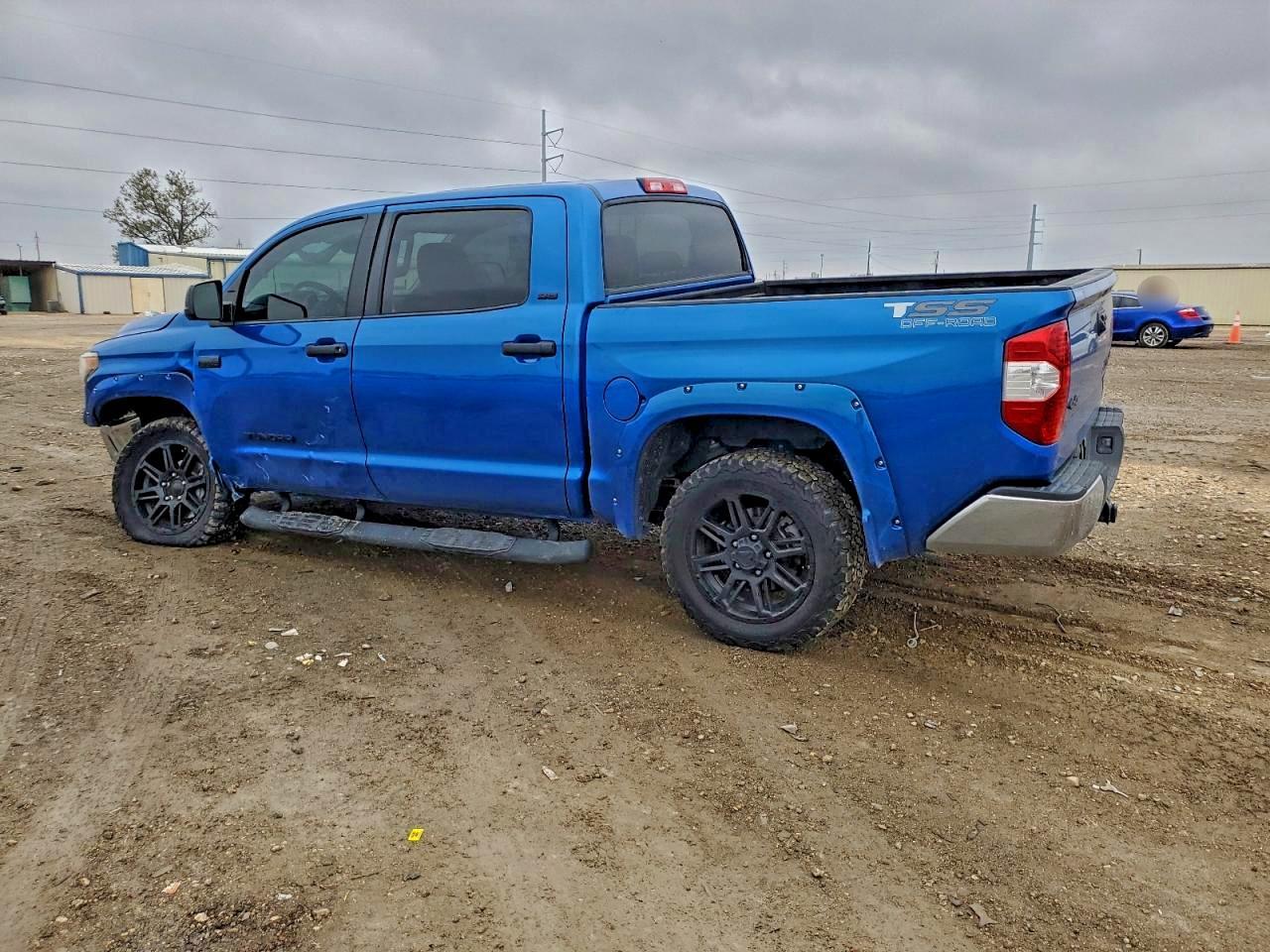2018 TOYOTA TUNDRA