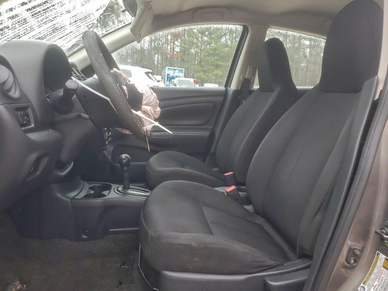 2016 NISSAN VERSA