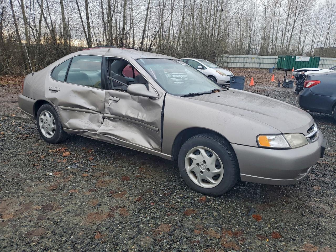 1999 NISSAN ALTIMA