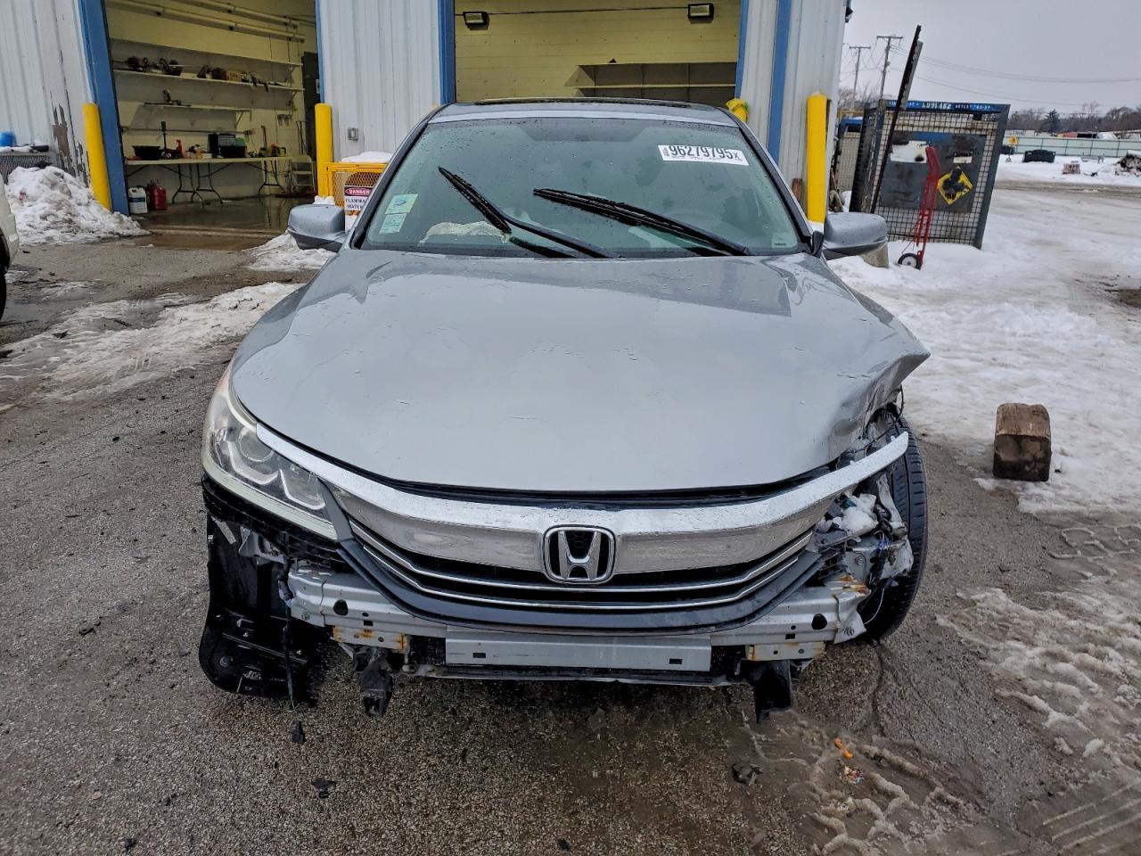 2017 HONDA ACCORD