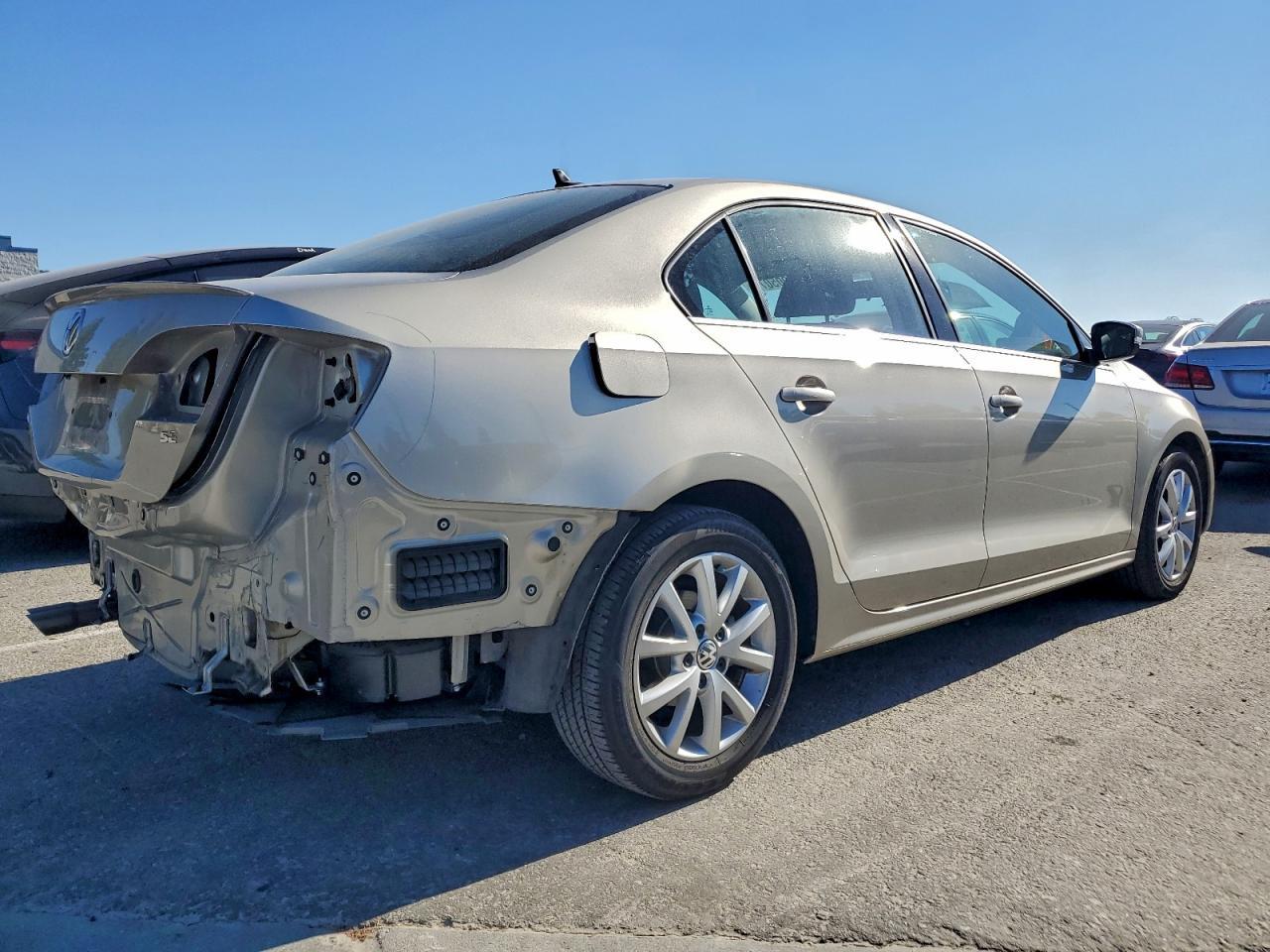 2014 VOLKSWAGEN JETTA