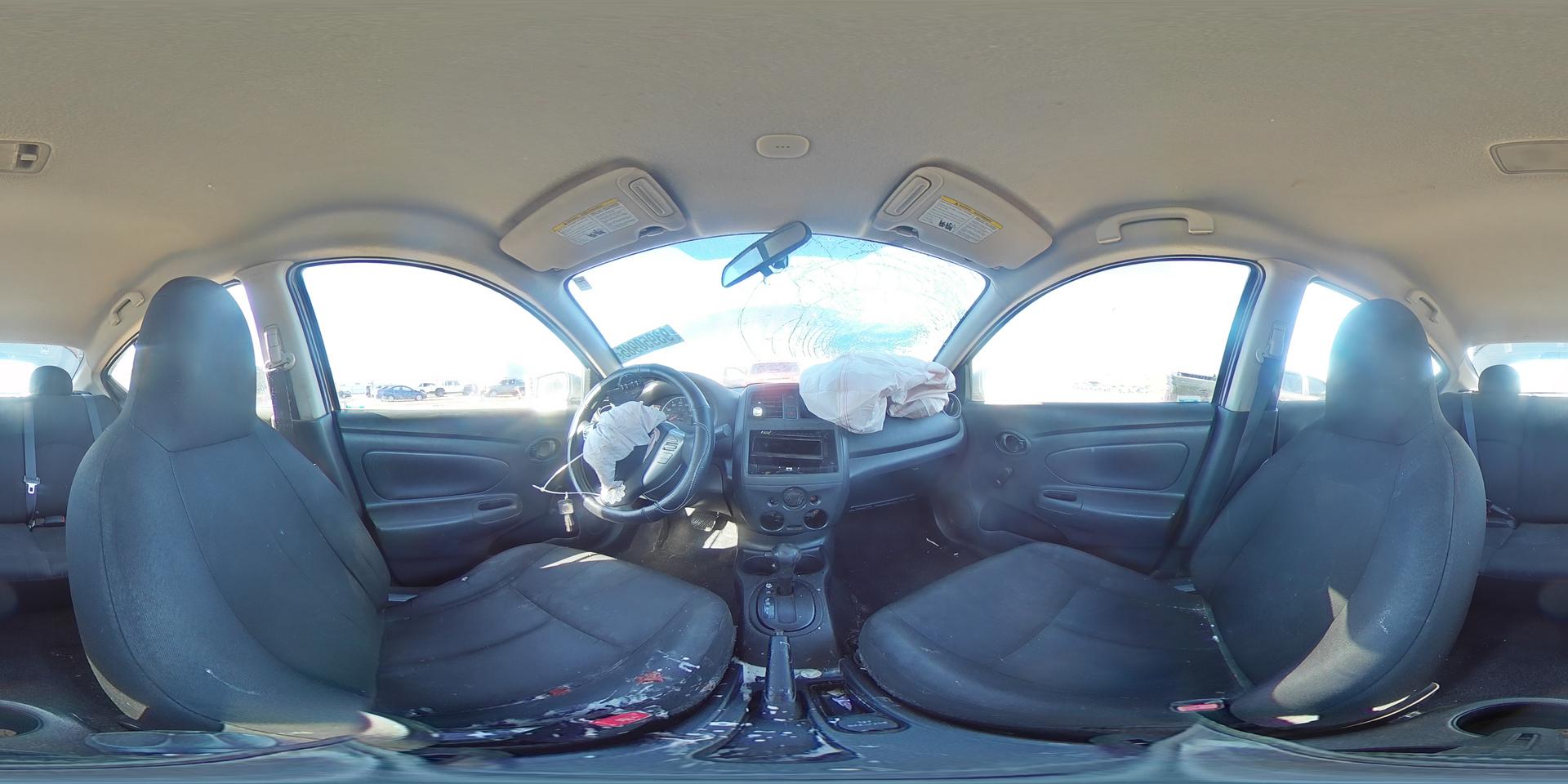 2016 NISSAN VERSA