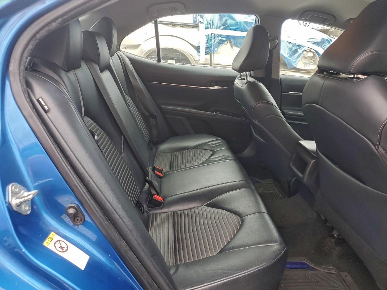 2019 TOYOTA CAMRY