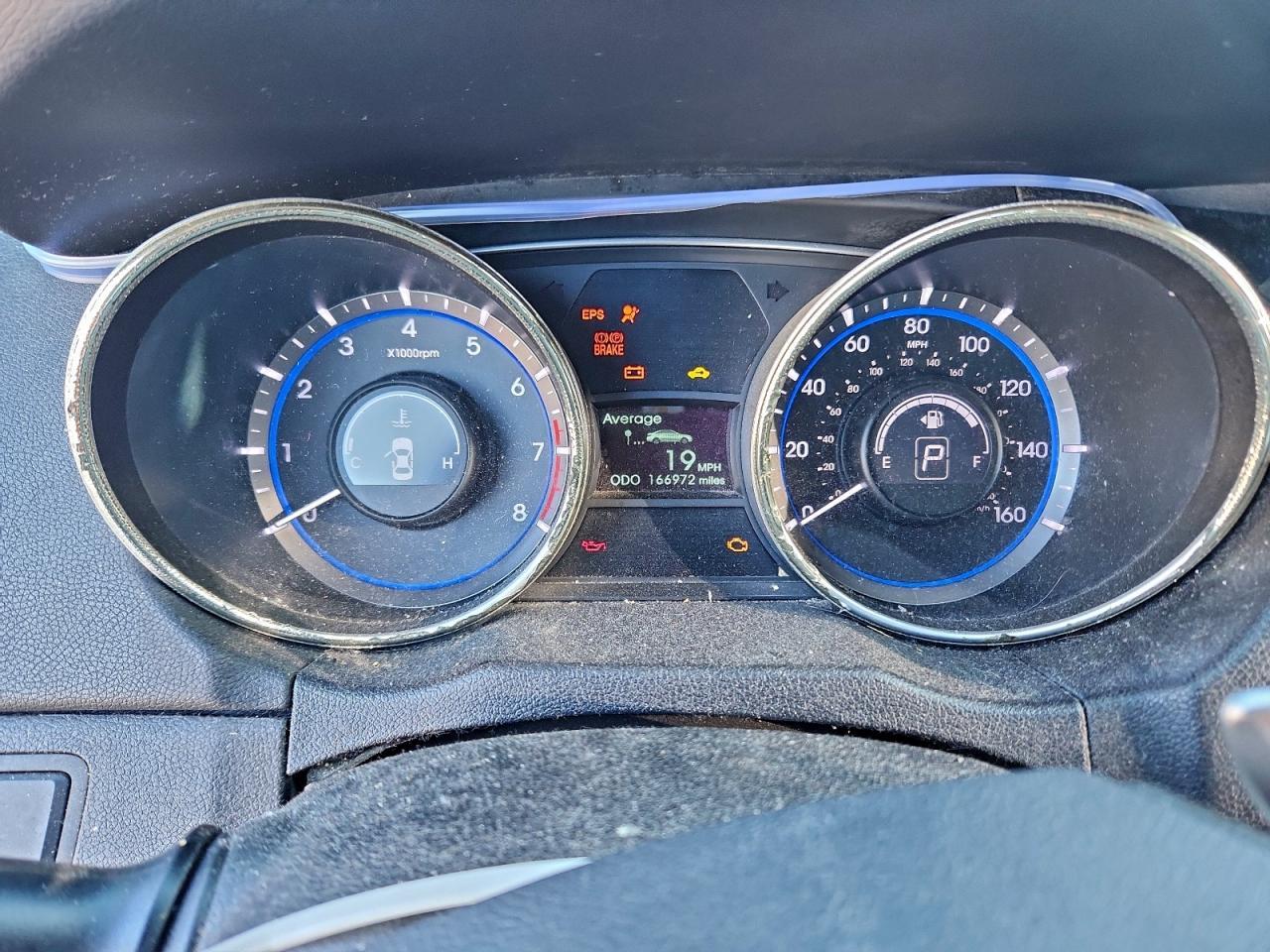 2011 HYUNDAI SONATA