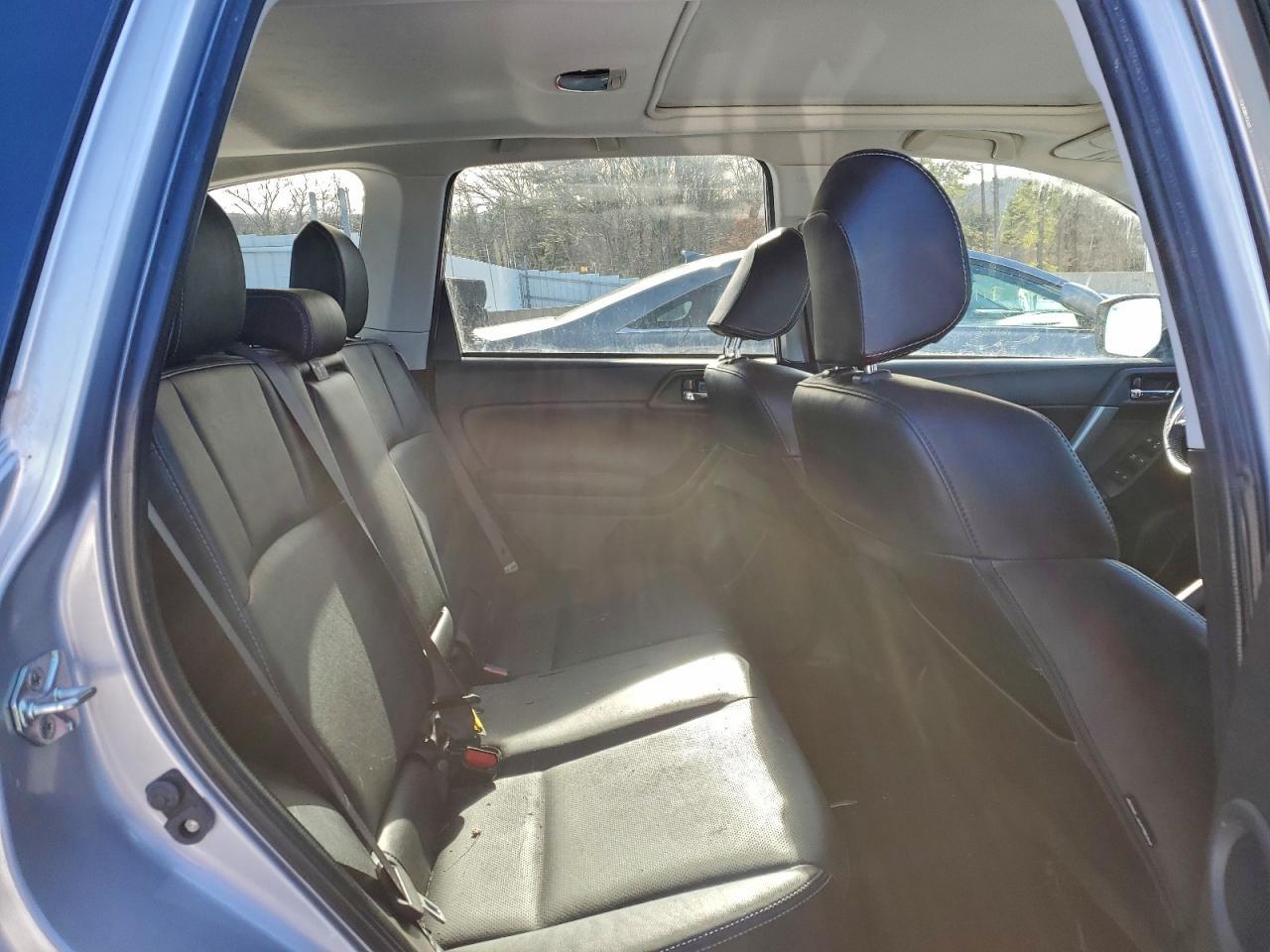 2016 SUBARU FORESTER