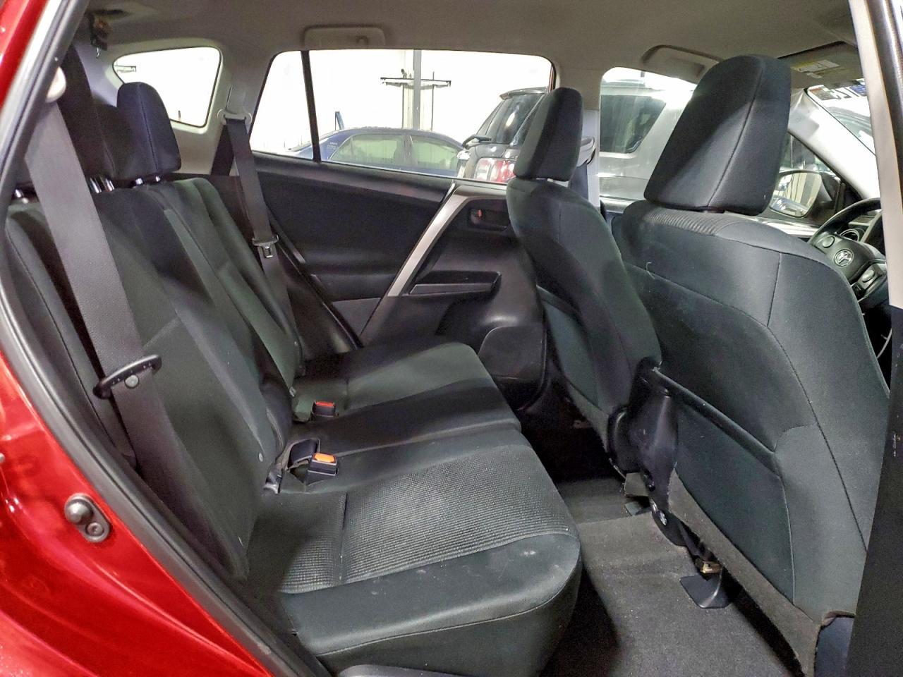 2016 TOYOTA RAV4