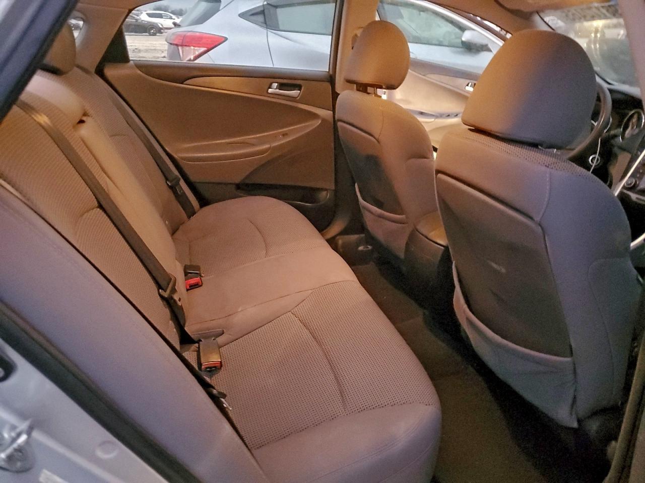 2011 HYUNDAI SONATA