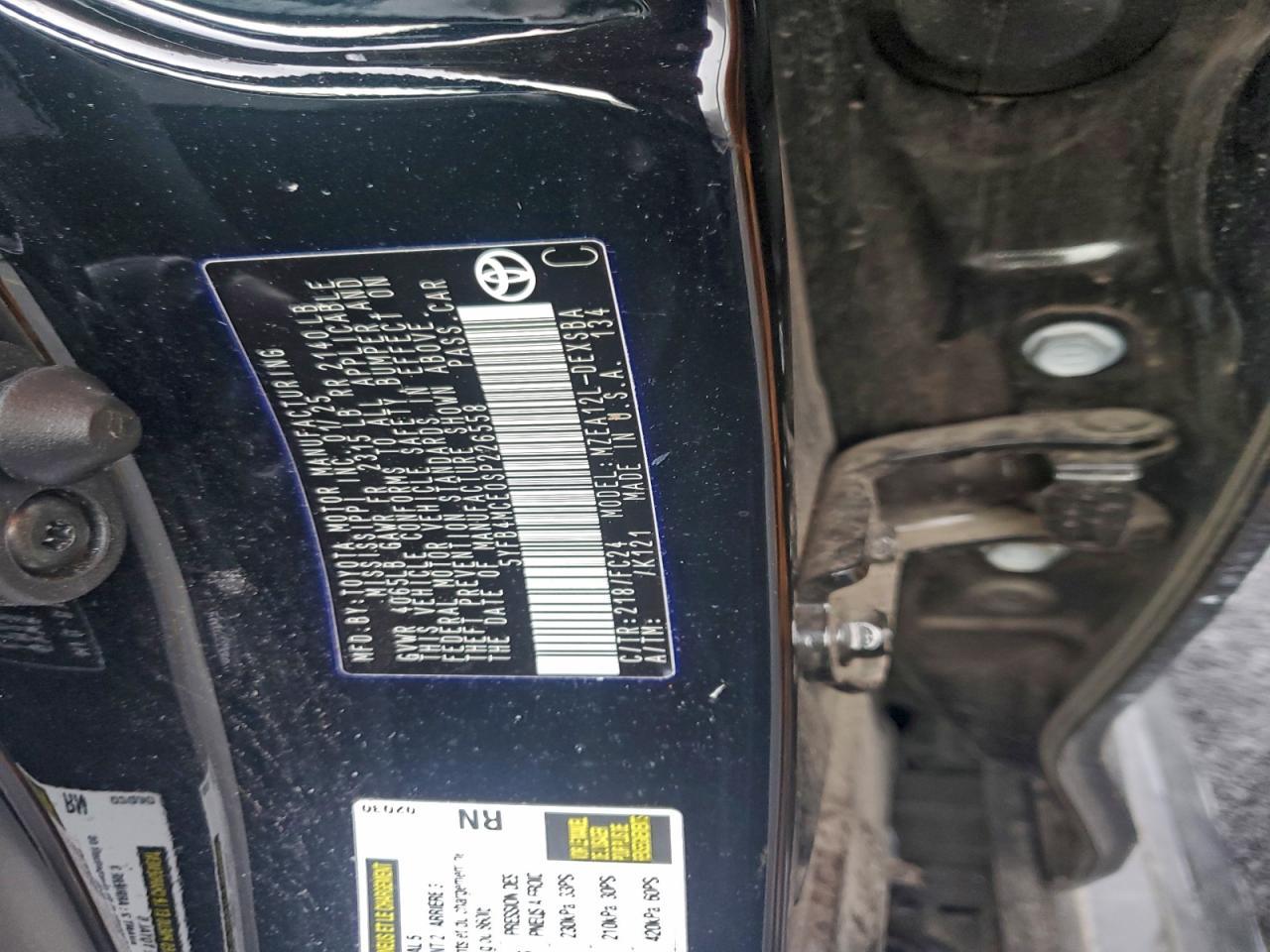 2025 TOYOTA COROLLA