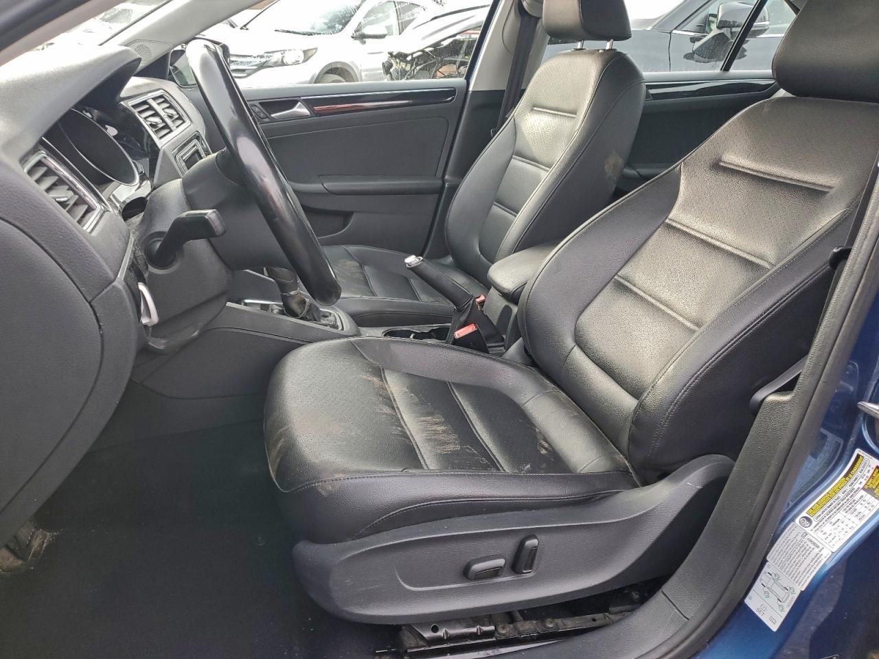 2017 VOLKSWAGEN JETTA