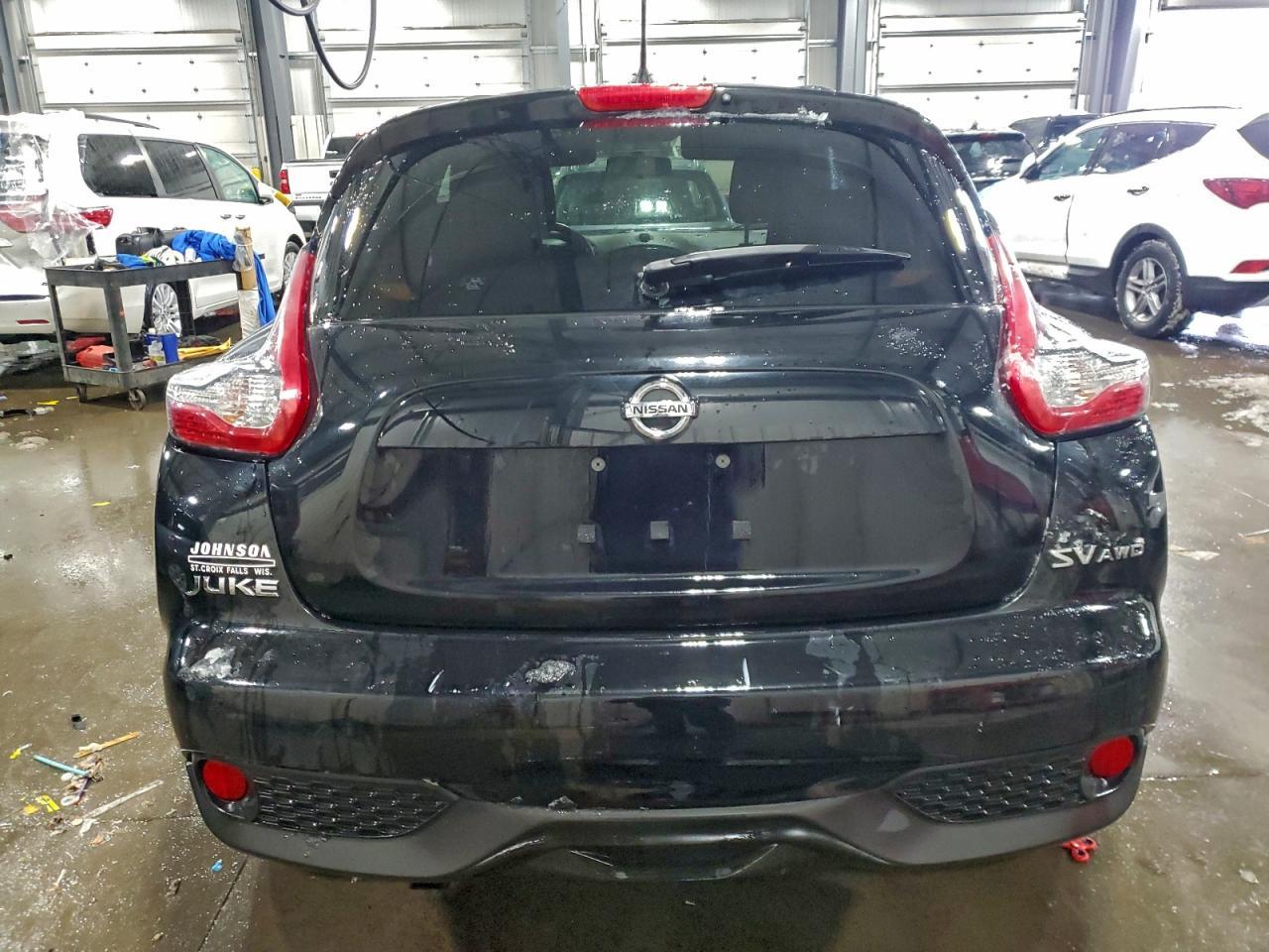 2016 NISSAN Juke