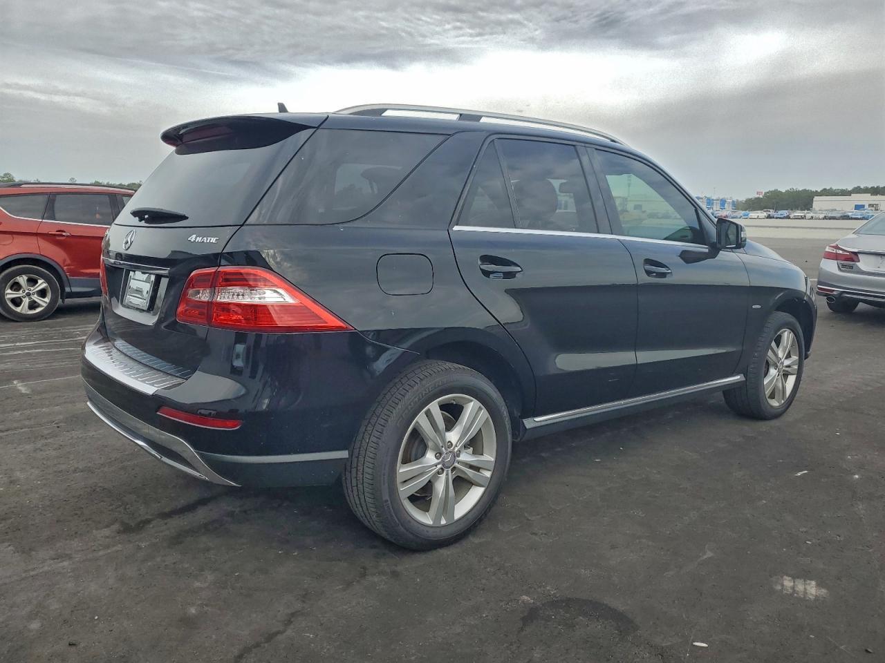 2012 MERCEDES-BENZ ML-Class