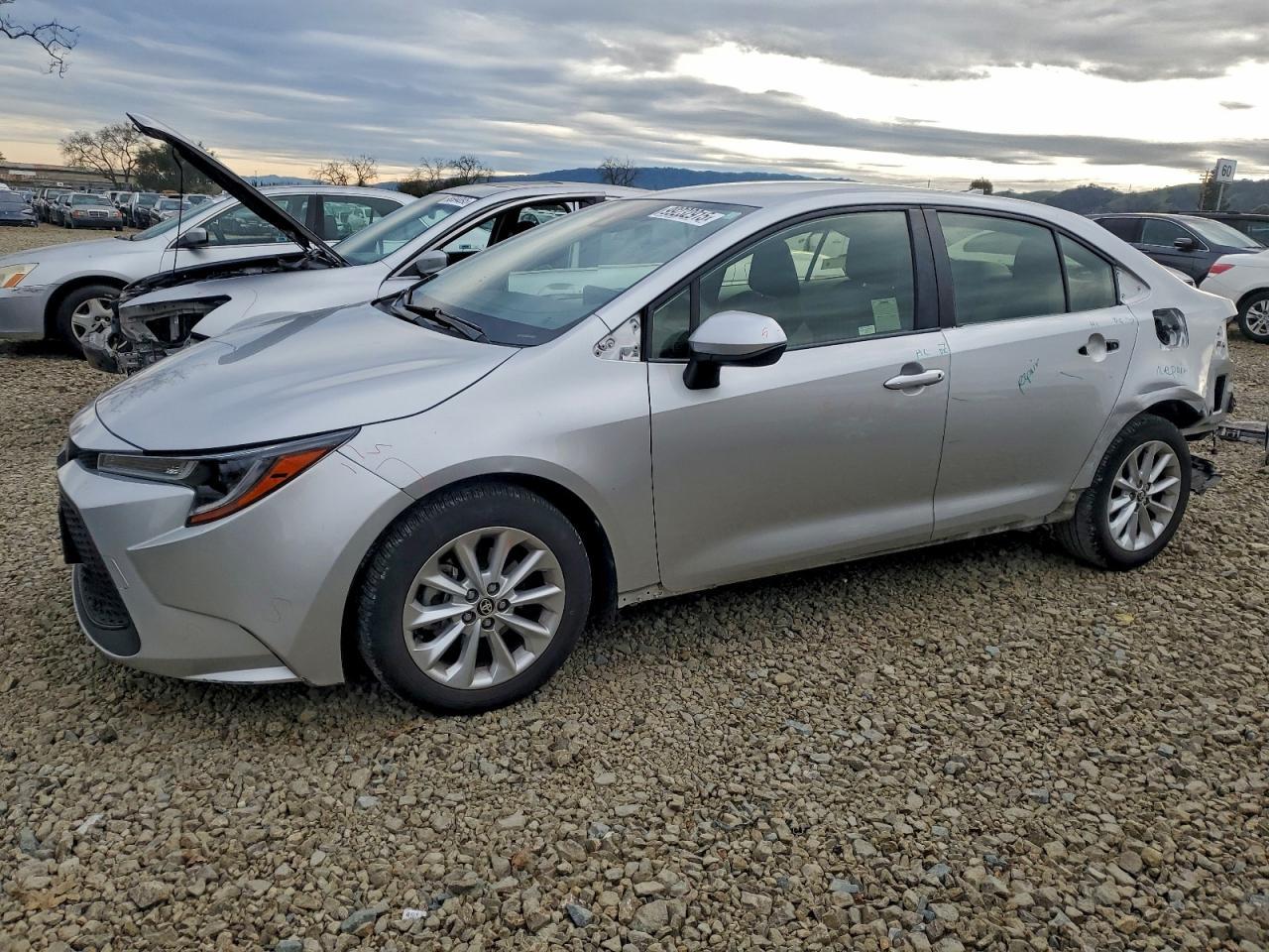 2020 TOYOTA COROLLA