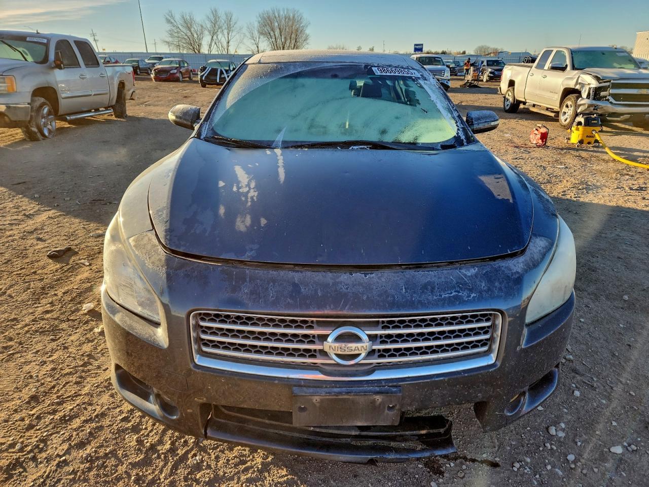 2011 NISSAN Maxima
