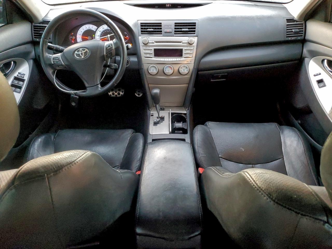 2011 TOYOTA CAMRY