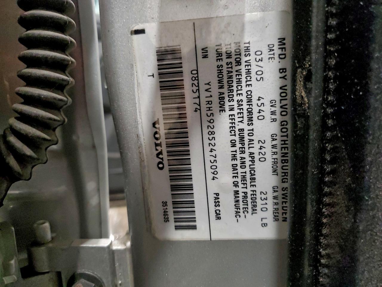 2005 VOLVO S60