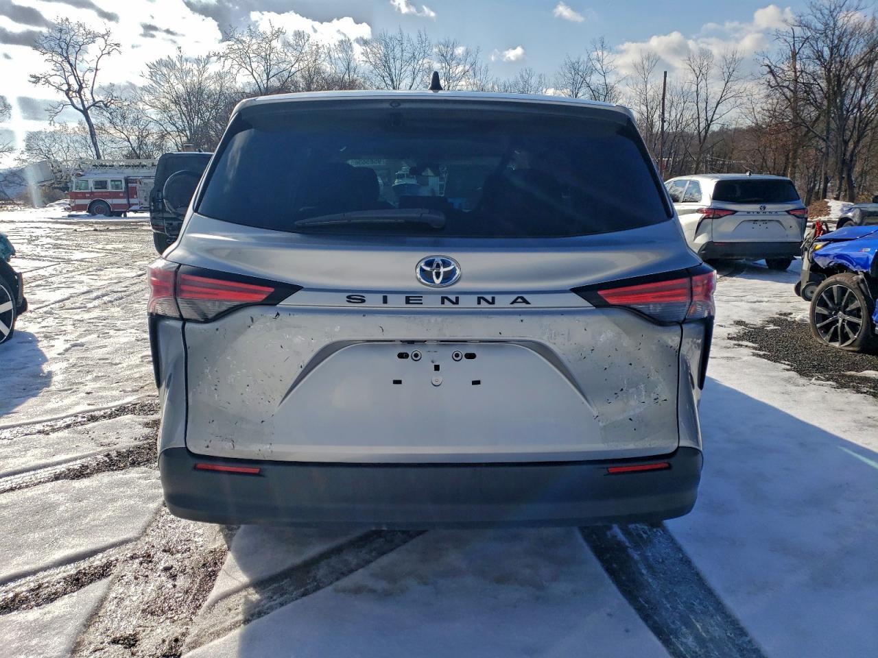 2022 TOYOTA SIENNA